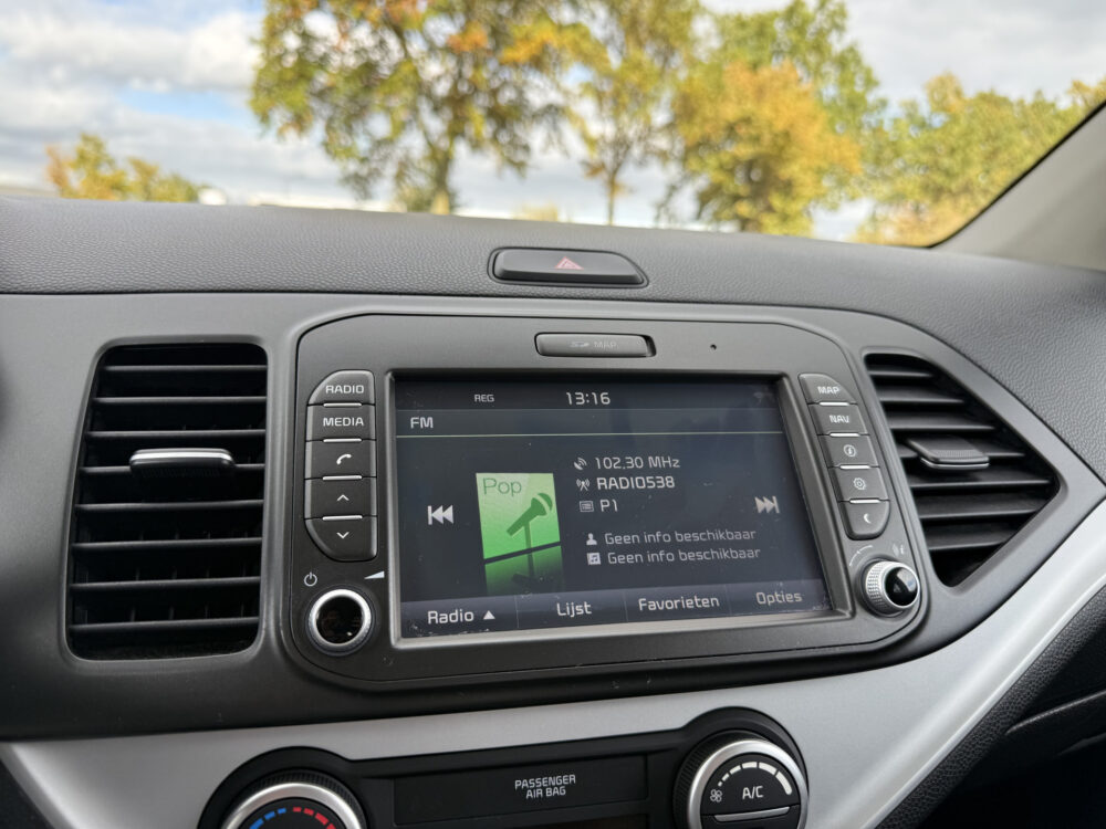 Kia Picanto 1.0 CVVT ComfortPlusLine Navigator 12