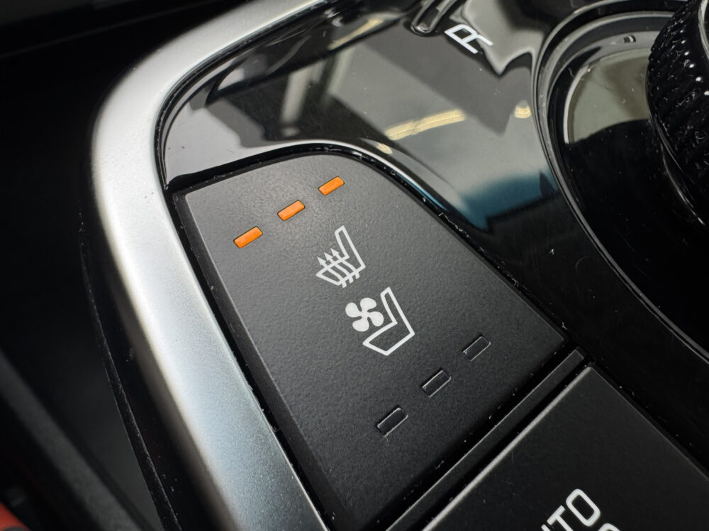 Kia e-Niro ExecutiveLine 64 kWh 1e eigenaar! 26