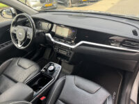 Kia e-Niro ExecutiveLine 64 kWh 1e eigenaar! 75