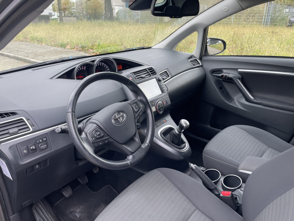 Toyota Verso 1.8 VVT-i Dynamic 7 Persoons ! 13