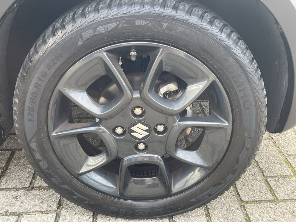 Suzuki Ignis 1.2 Smart Hybrid Select 5