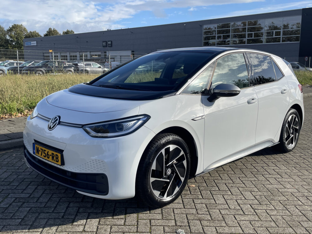Volkswagen ID.3 First 58 kWh 1