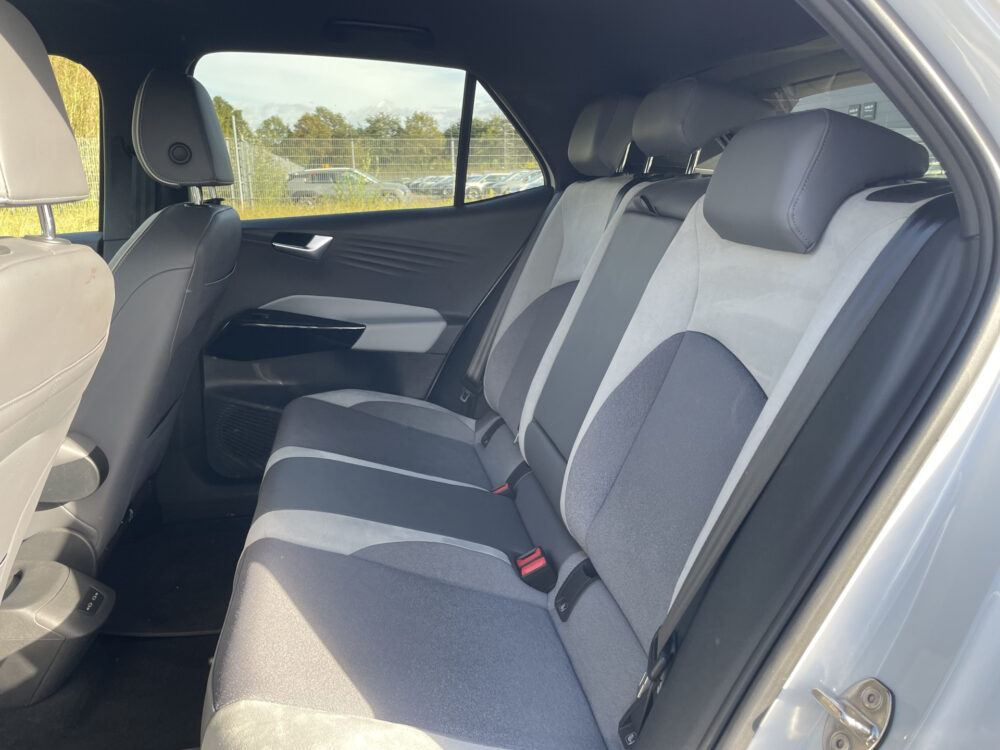 Volkswagen ID.3 First 58 kWh 9