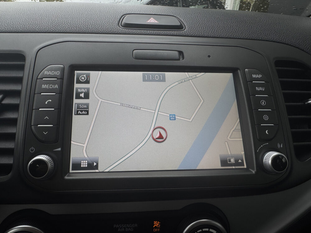 Kia Picanto 1.0 CVVT ComfortPlusLine Navigator 12