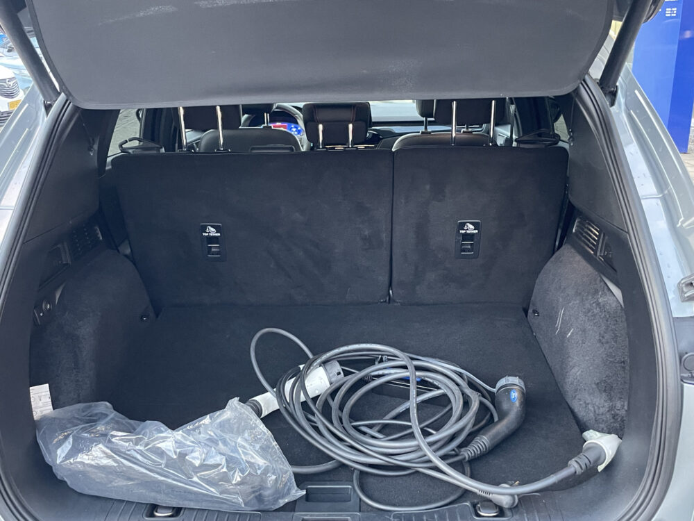 Ford Kuga 2.5 PHEV ST-Line X 10