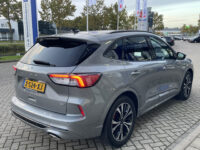 Ford Kuga 2.5 PHEV ST-Line X 44