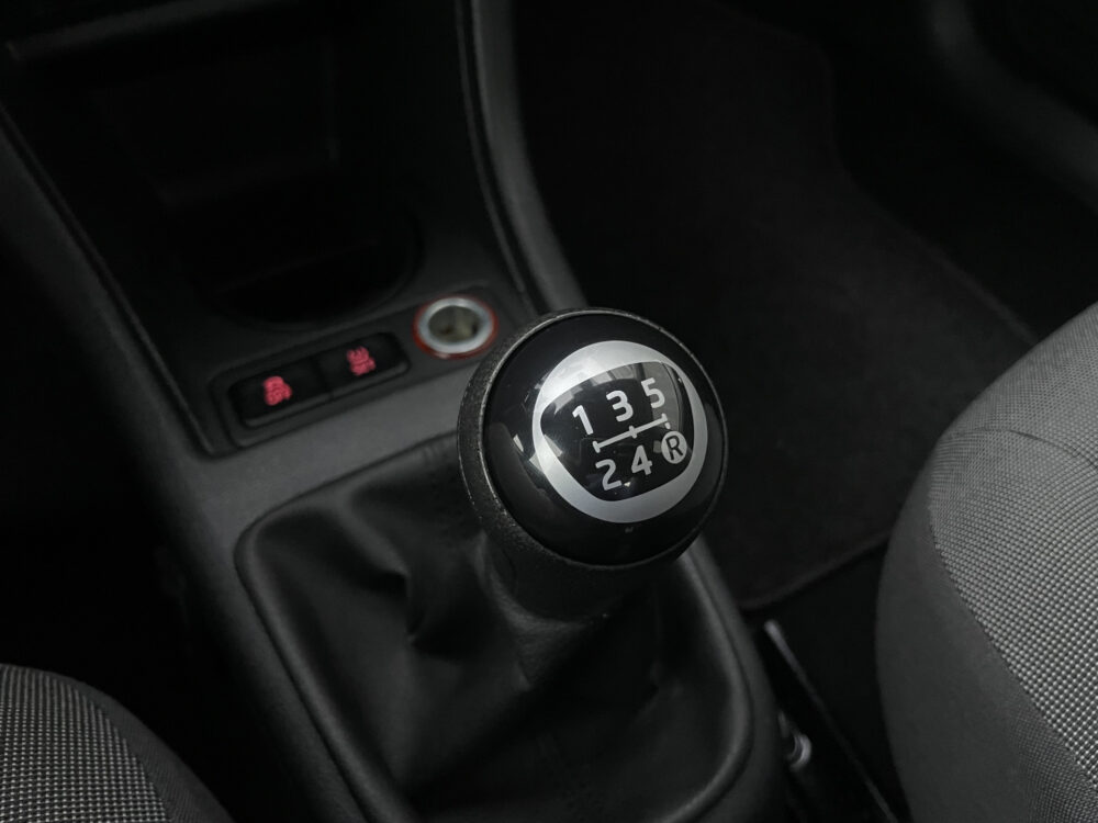 Volkswagen up! 1.0 move up! BlueMotion 12