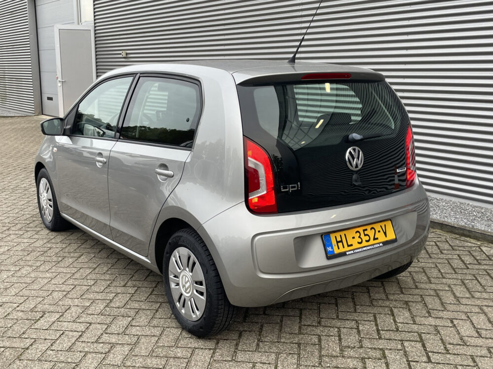 Volkswagen up! 1.0 move up! BlueMotion 6