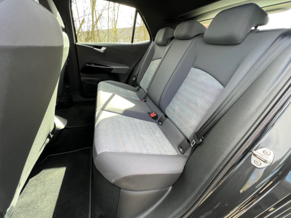 Volkswagen ID.3 First 58 kWh 11