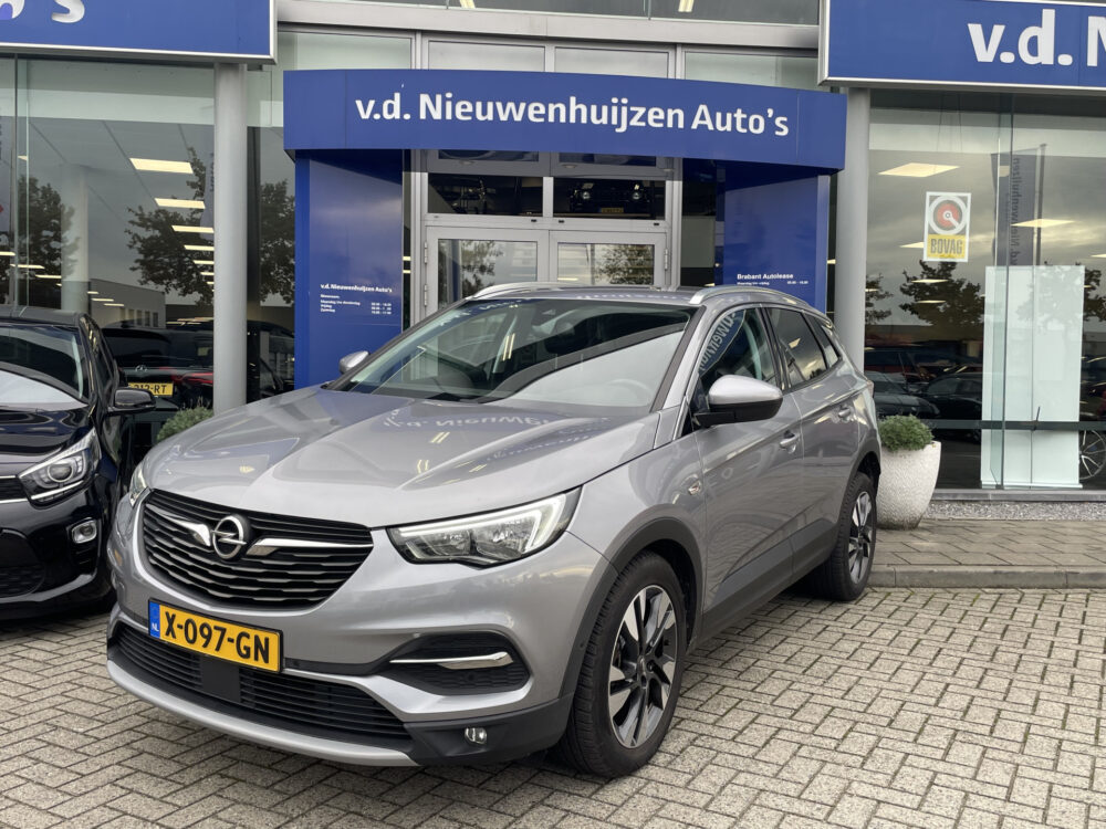 Opel Grandland X 1.2 Turbo Innovation 1