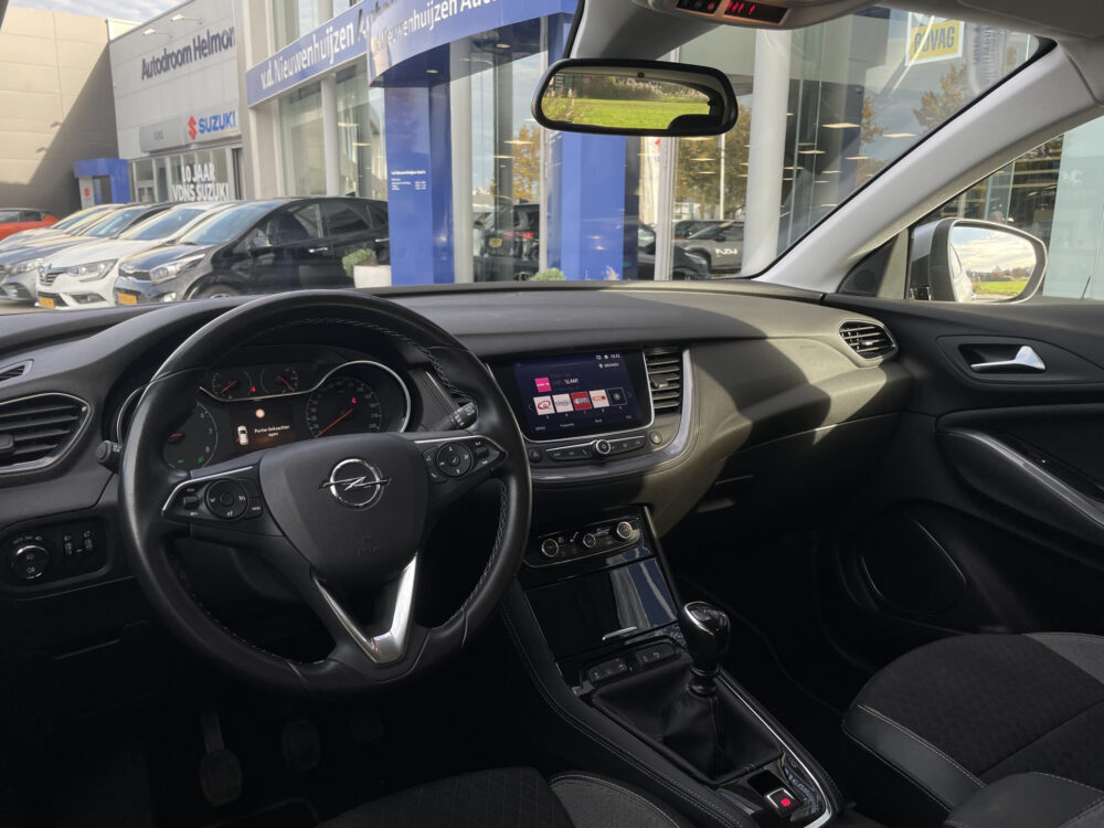 Opel Grandland X 1.2 Turbo Innovation 12