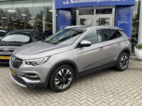 Opel Grandland X 1.2 Turbo Innovation 8