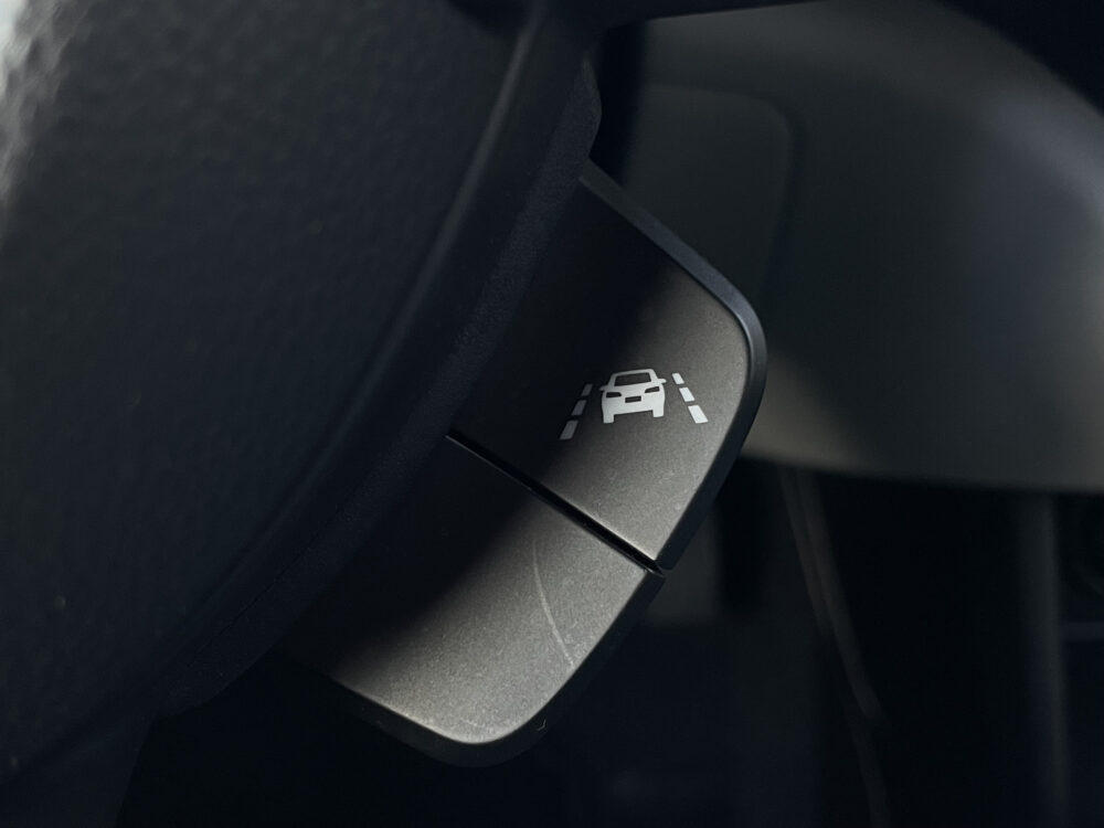 Suzuki Swift 1.2 Select Smart Hybrid 23