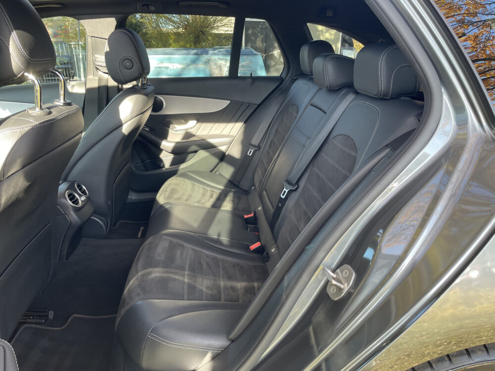 Mercedes-Benz C-Klasse Estate 200 Business Solution AMG 10