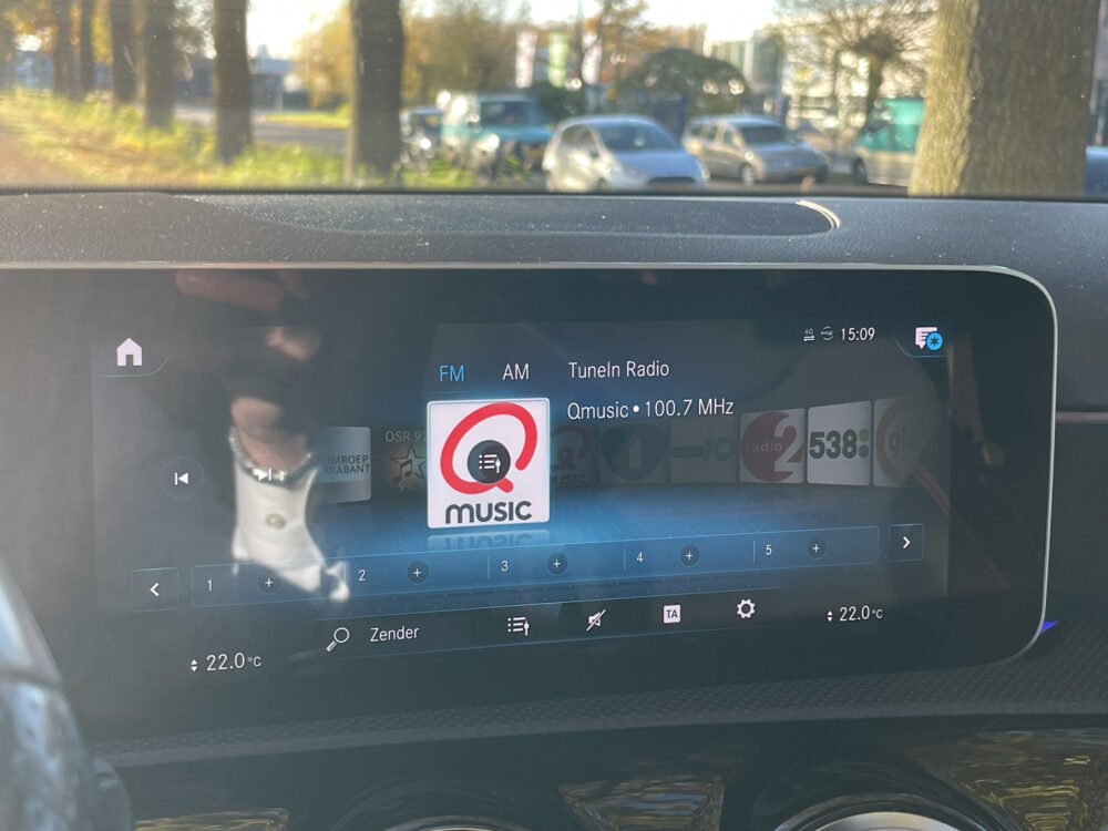 Mercedes-Benz A-Klasse 200 Business Solution AMG 18