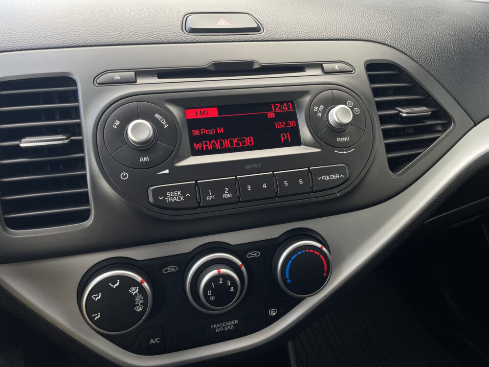 Kia Picanto 1.0 CVVT ComfortLine 11