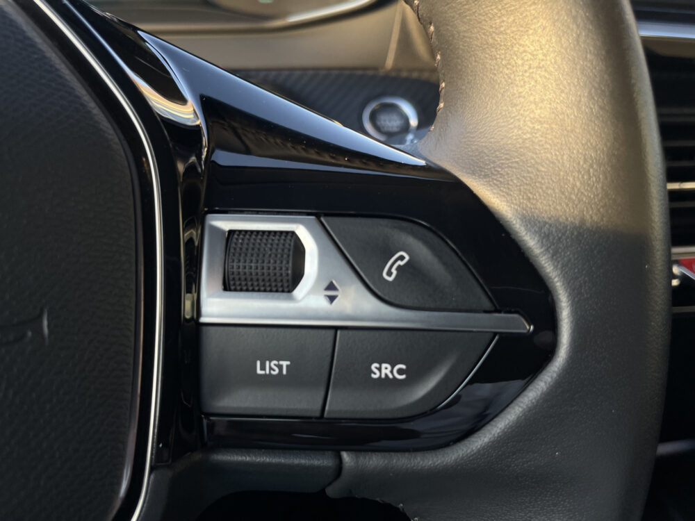 Peugeot e-208 EV Active 50 kWh 17