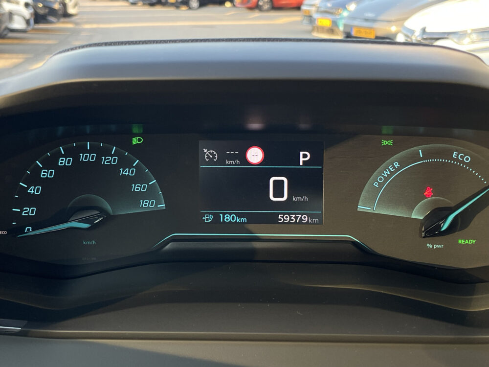 Peugeot e-208 EV Active 50 kWh 18