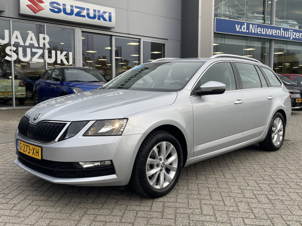 Škoda Octavia Combi 1.5 TSI Greentech Business Edition Automaat 1