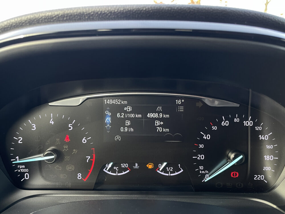 Ford Fiesta 1.0 EcoBoost Titanium 25