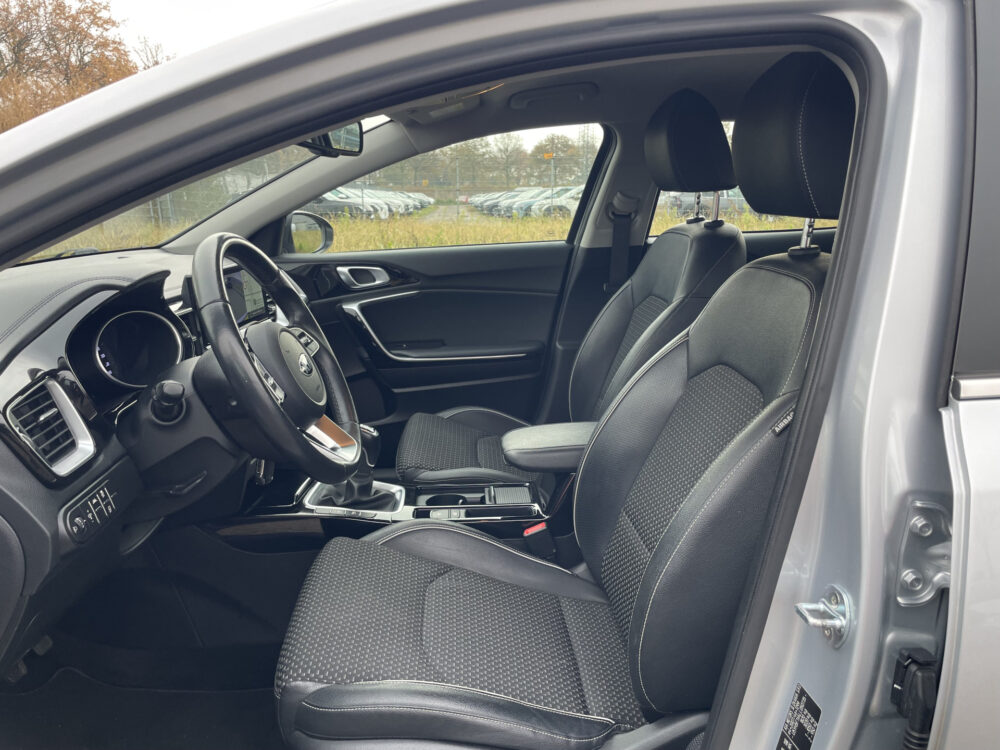 Kia Xceed 1.0 T-GDi DynamicLine 12