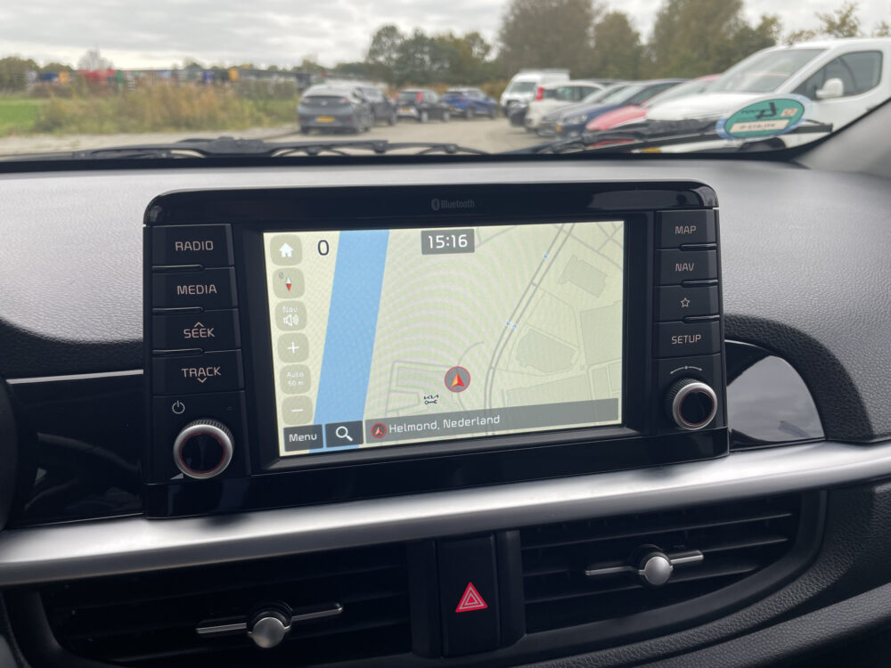 Kia Picanto 1.0 CVVT Design Edition 16