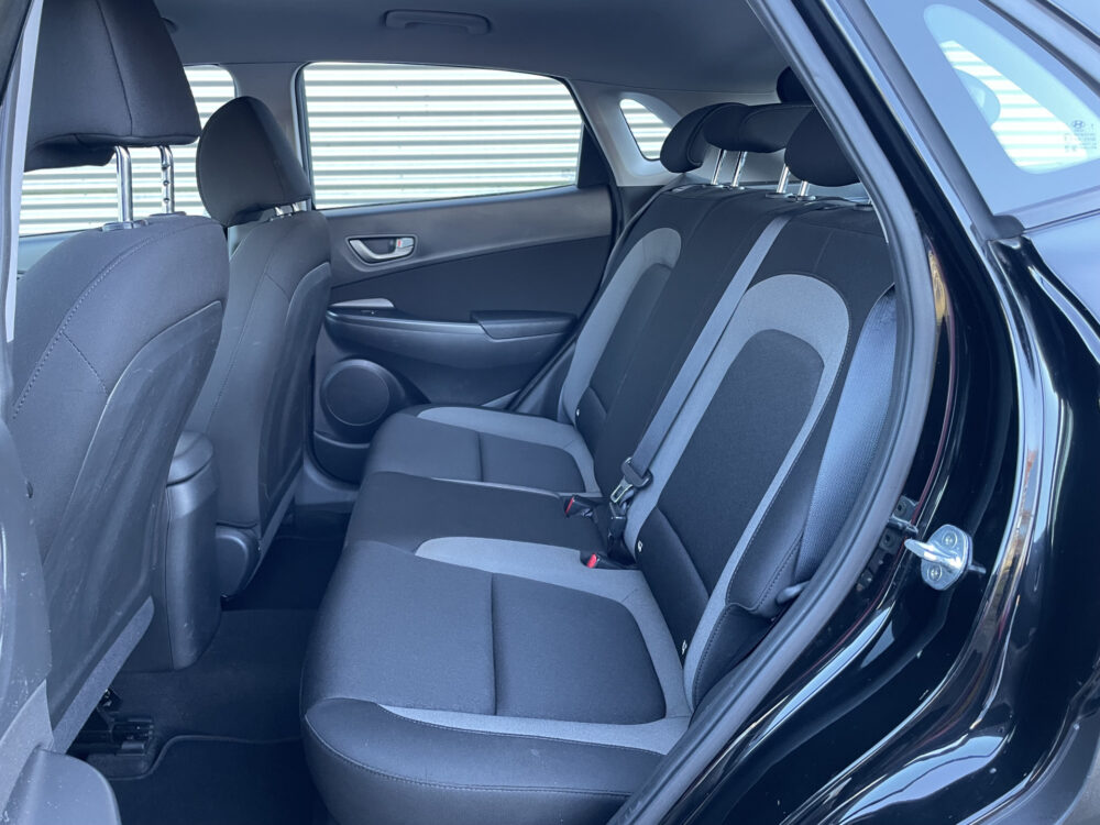 Hyundai KONA 1.0T Essence 8