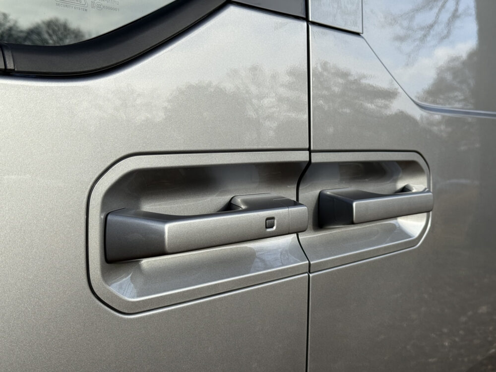 Kia PV5 L2H1 Essential 51.5 kWh 12