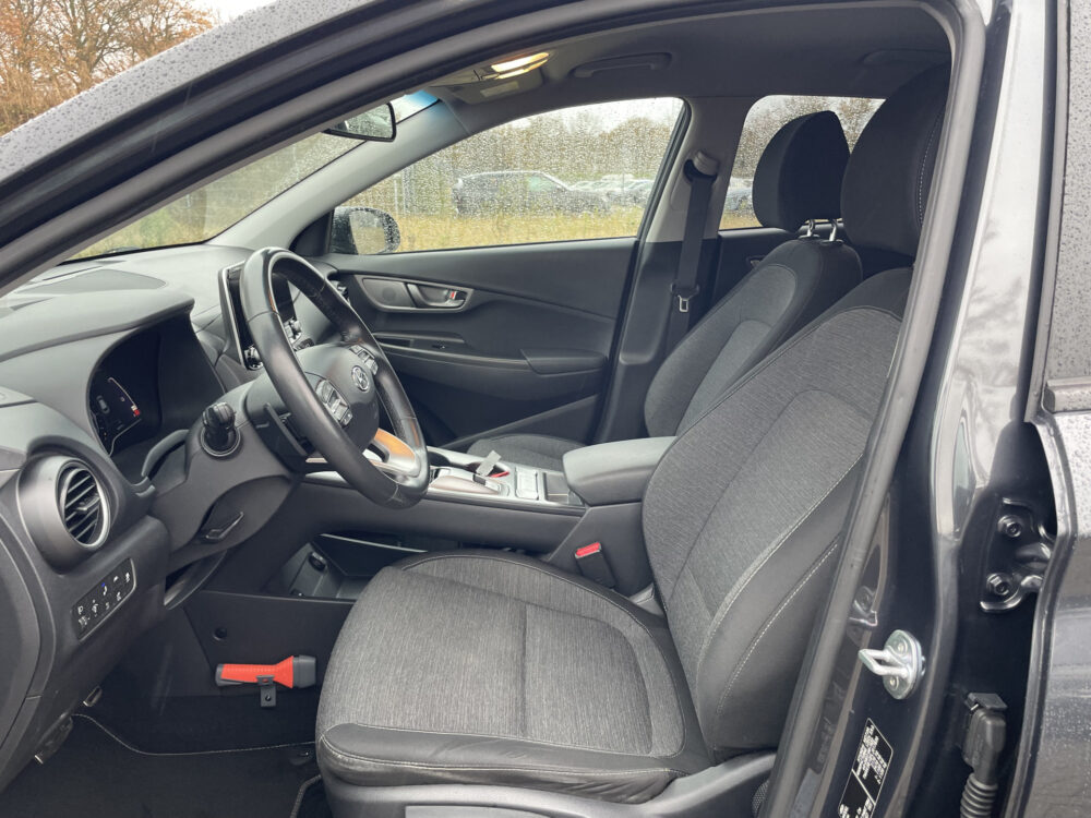 Hyundai KONA EV Fashion 64 kWh 12
