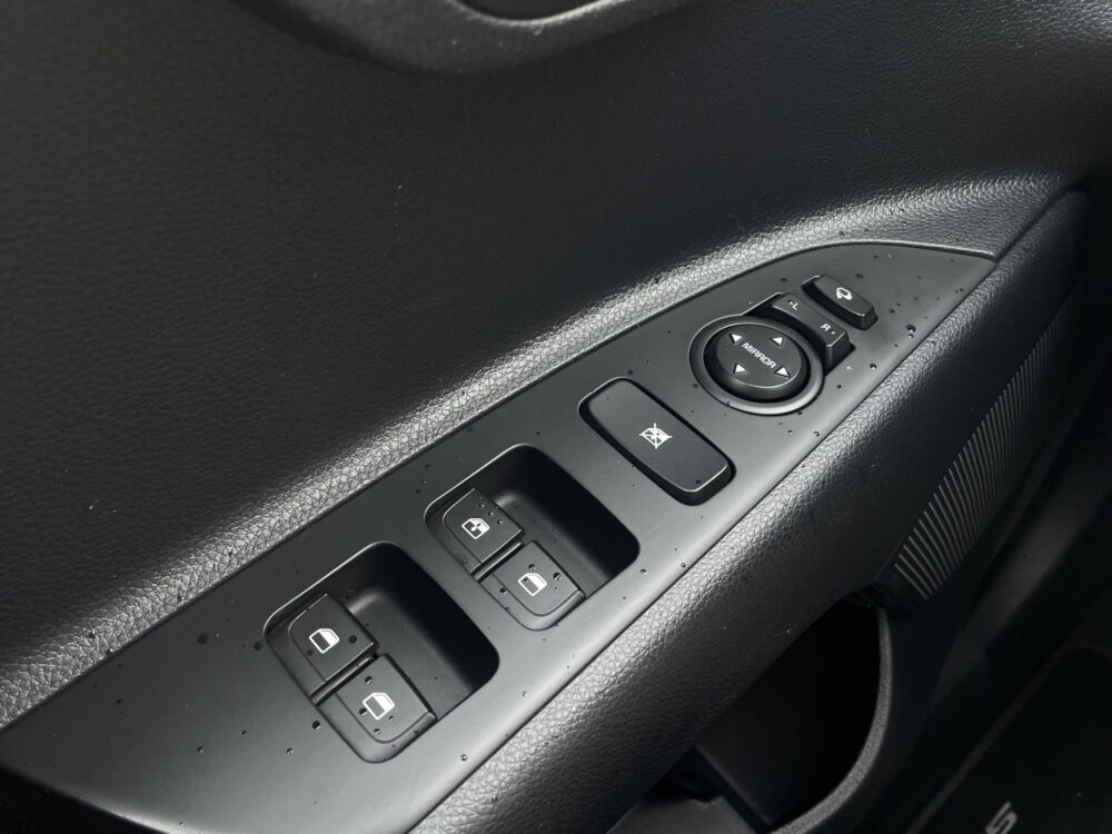 Kia Stonic 1.0 T-GDi MHEV DynamicPlusLine 16