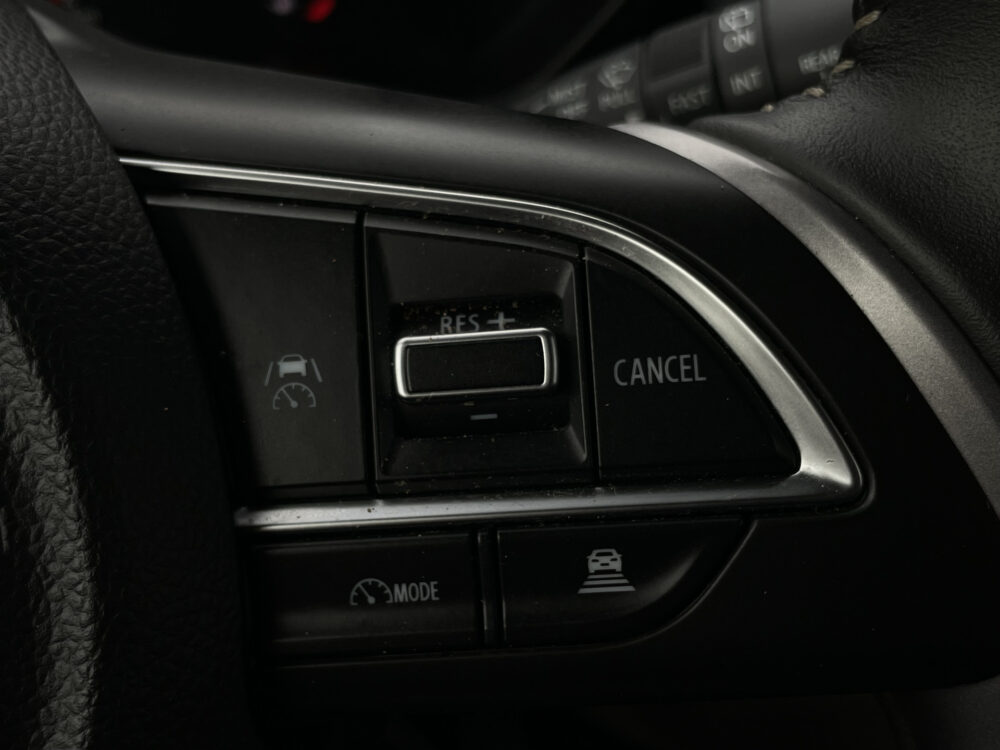 Suzuki Swift 1.2 Select Smart Hybrid 21