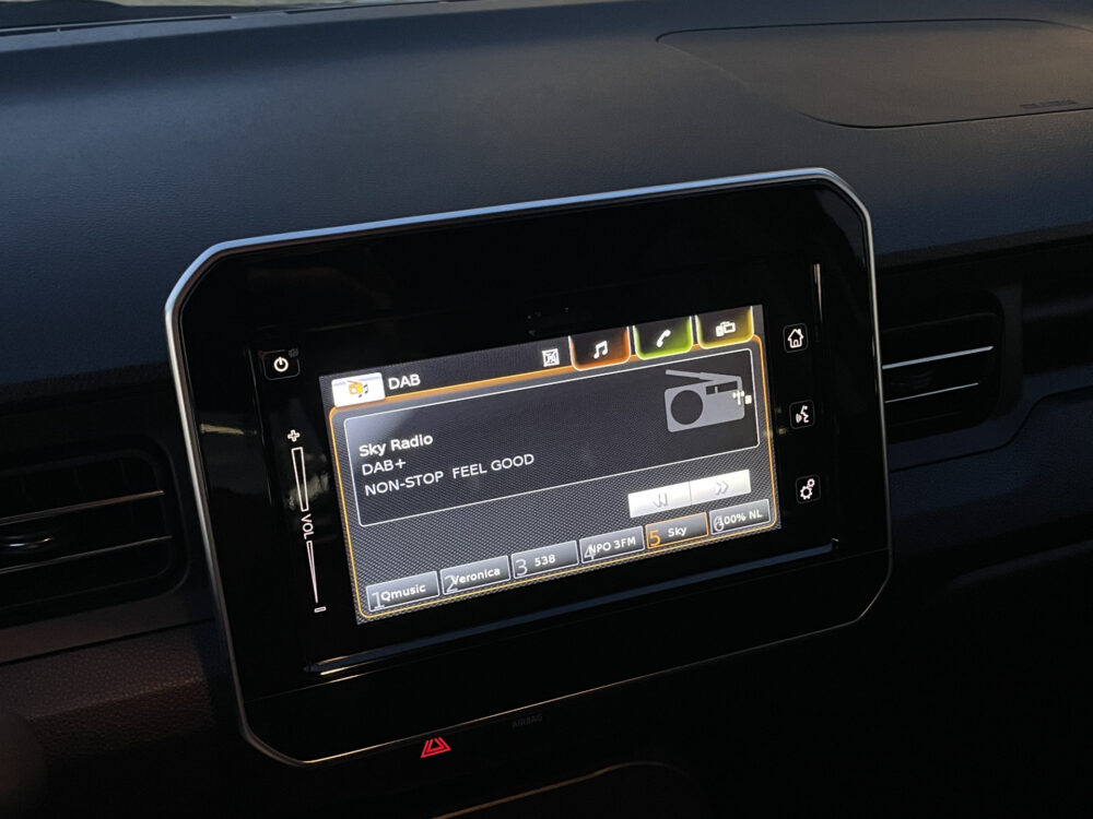 Suzuki Ignis 1.2 Smart Hybrid Select 15