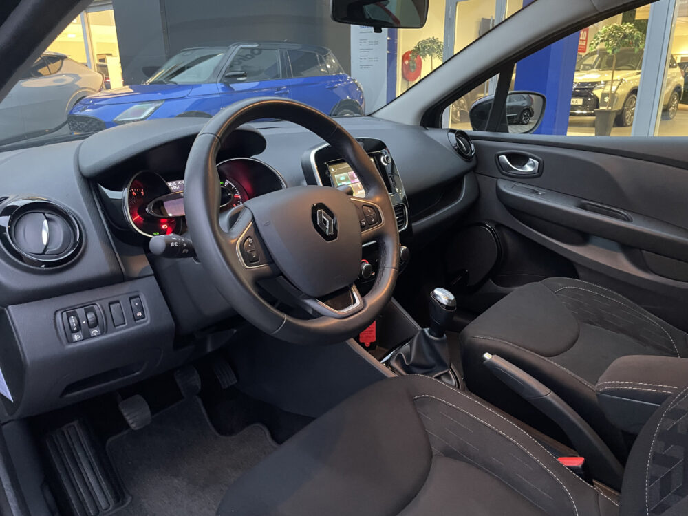 Renault Clio 0.9 TCe Limited 13