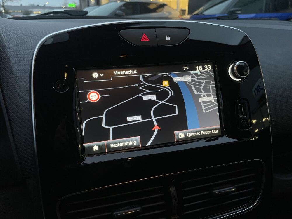 Renault Clio 0.9 TCe Limited 18