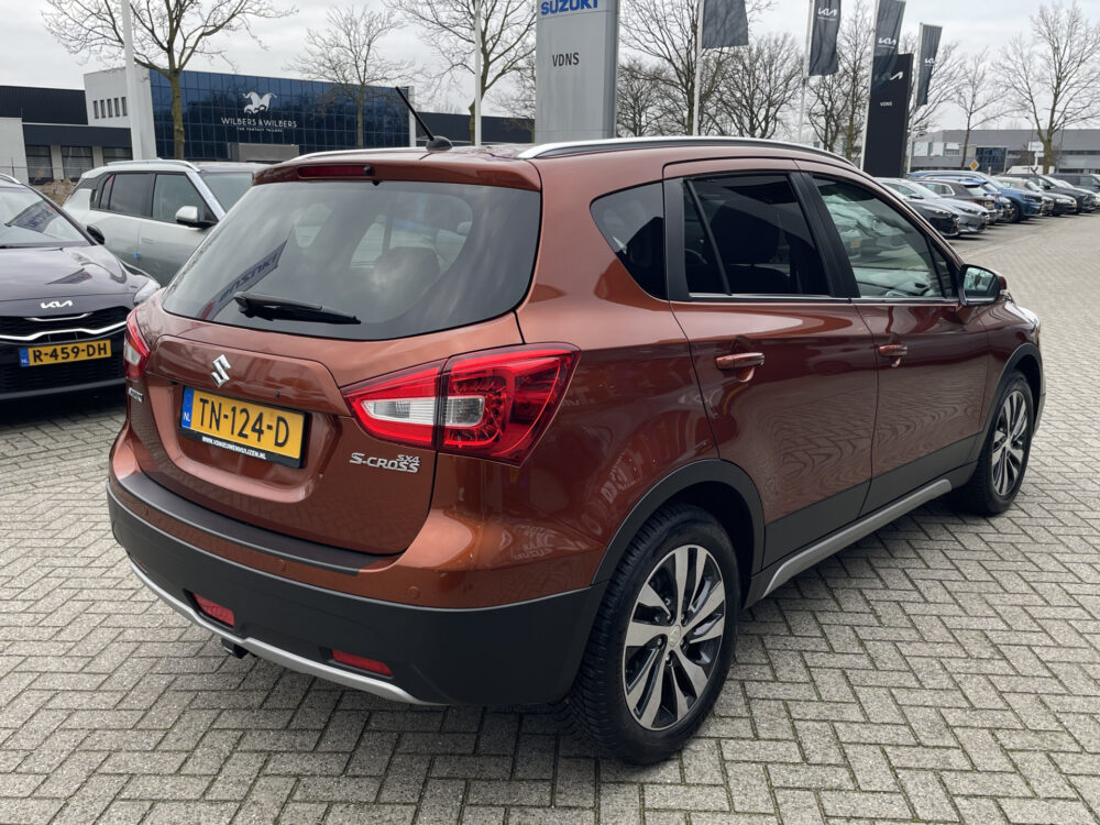Suzuki S-Cross 1.4 Boosterjet High Executive 6