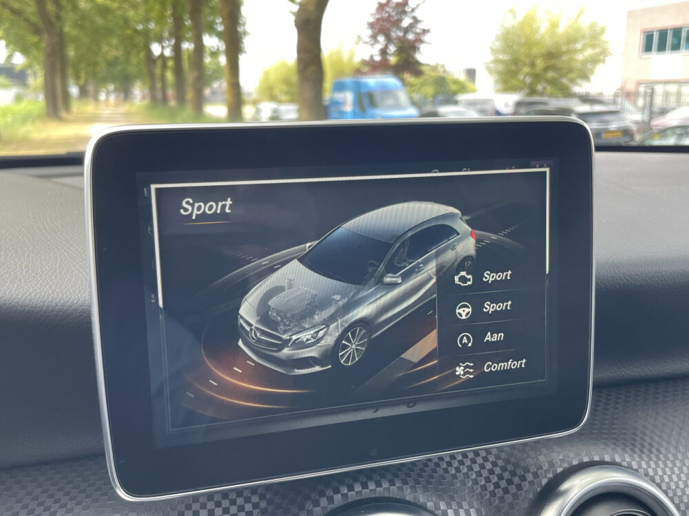 Mercedes-Benz A-Klasse 180 Ambition 17