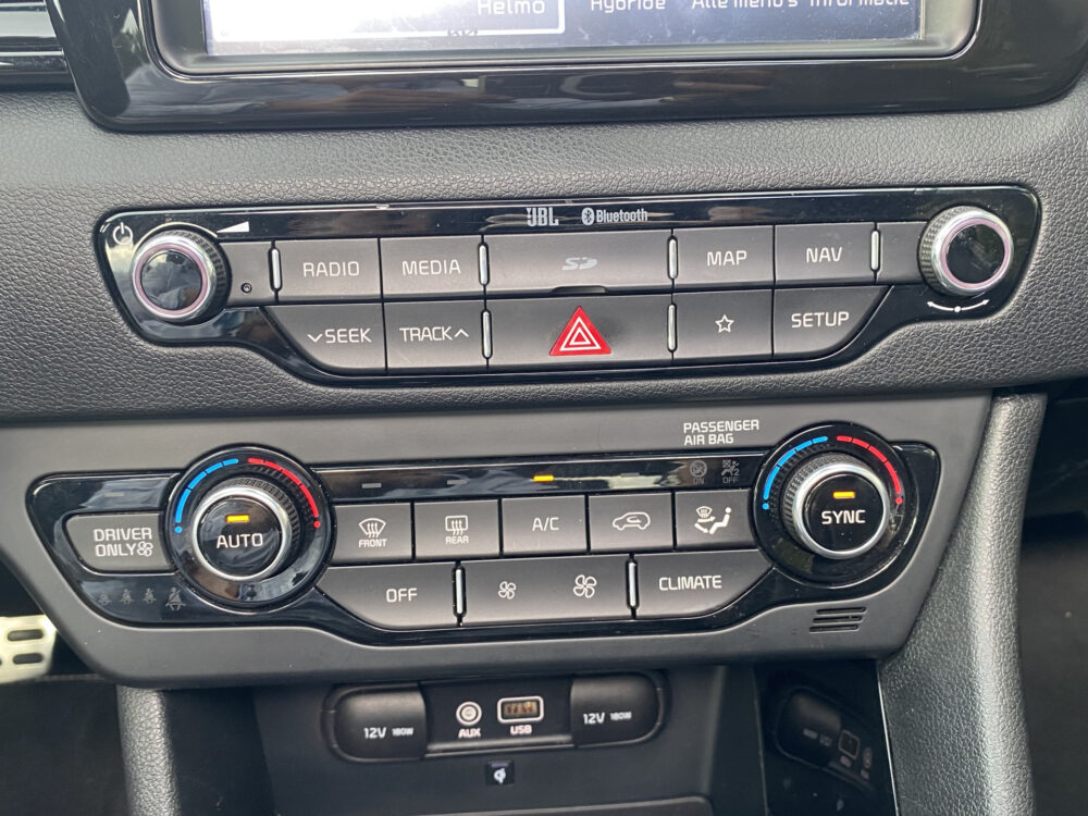 Kia Niro 1.6 GDi Hybrid ExecutiveLine 22