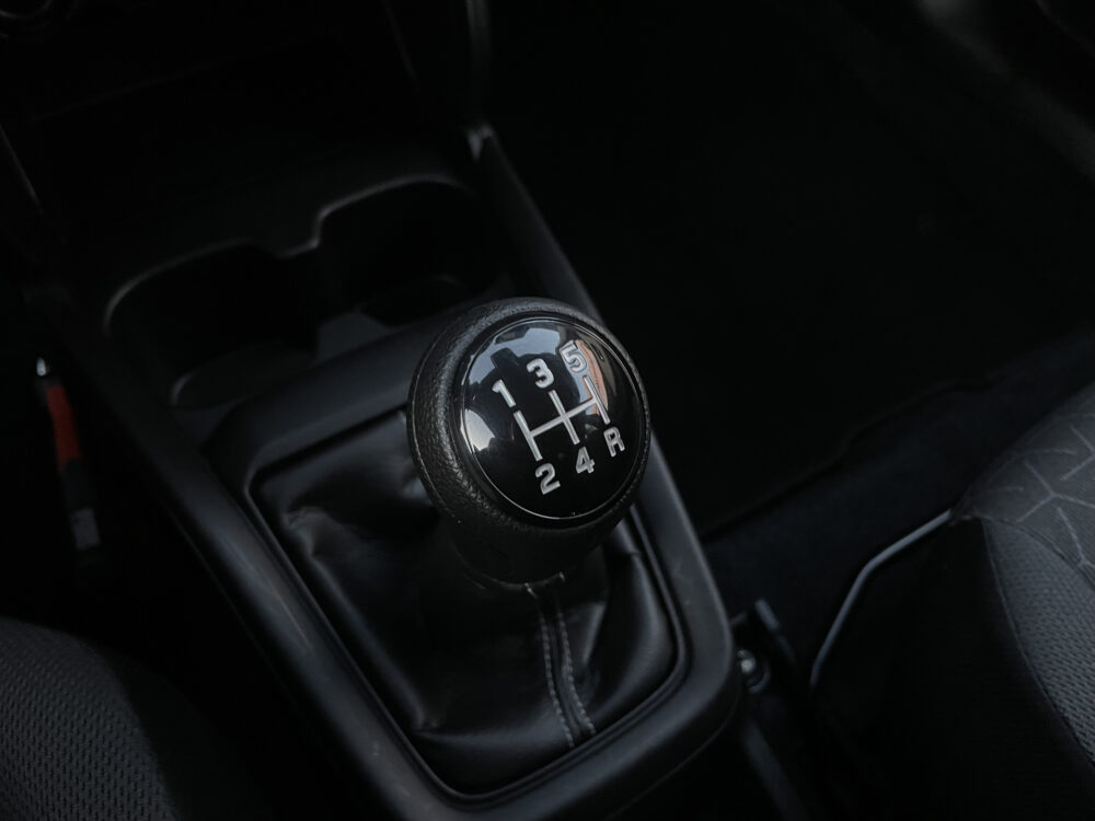 Suzuki Swift 1.2 Select Smart Hybrid 16