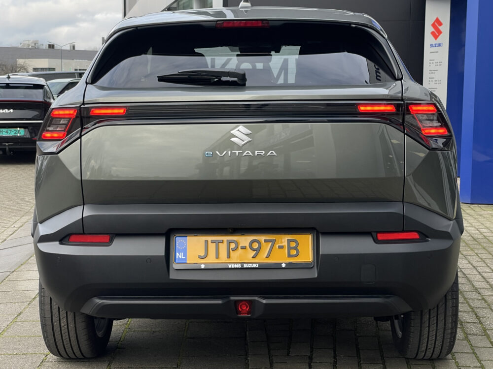 Suzuki e Vitara Style 61 kWh 7