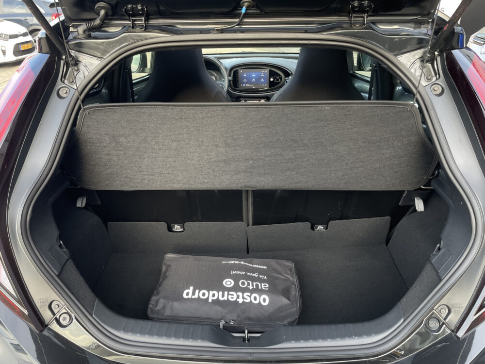 Toyota Aygo X 1.0 VVT-i MT Envy 9