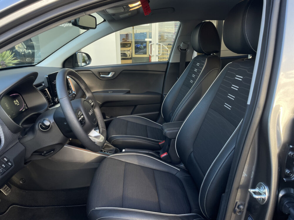 Kia Stonic 1.0 T-GDi MHEV GT-Line 11