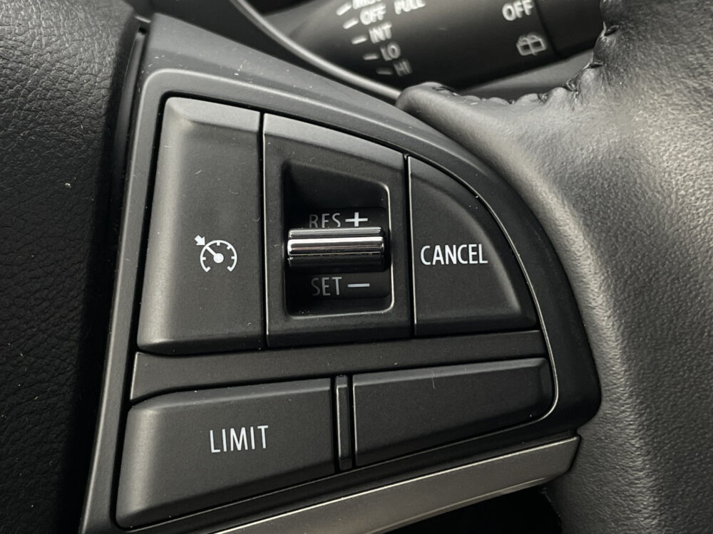 Suzuki Ignis 1.2 Smart Hybrid Style 22