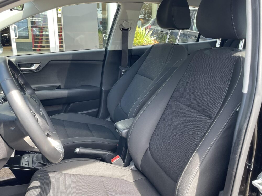 Kia Rio 1.0 T-GDi MHEV DynamicLine 10