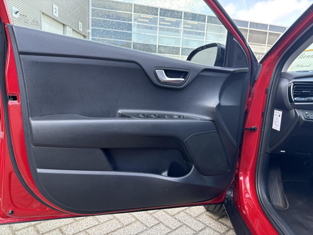 Kia Stonic 1.0 T-GDi MHEV DynamicPlusLine 10