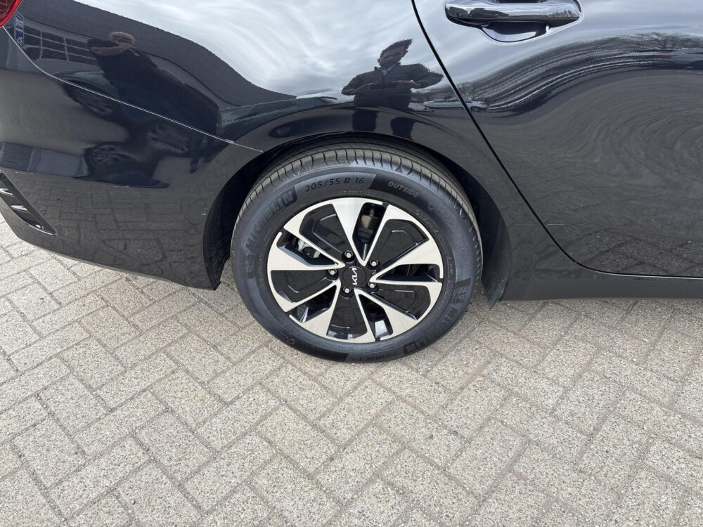 Kia Ceed Sportswagon 1.0 T-GDi Design Edition 17