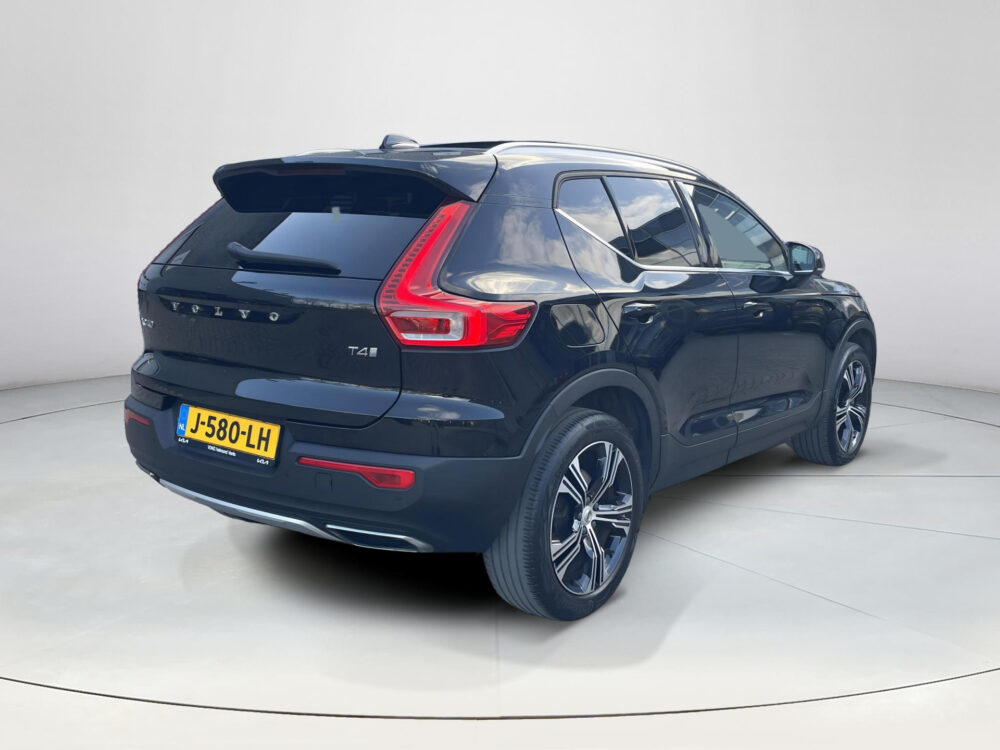 Volvo XC40 2.0 T4 Inscription 4