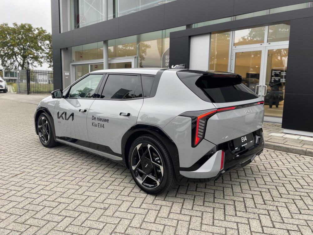 Kia EV4 GT-PlusLine 81.4 kWh 3