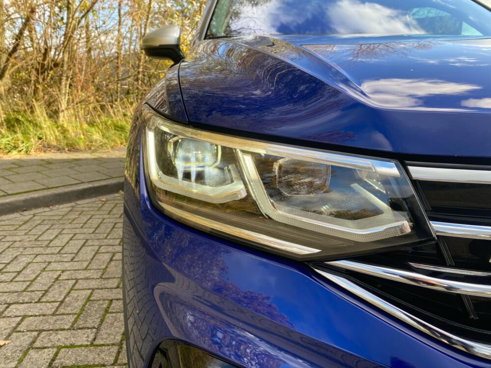 Volkswagen Tiguan R 2.0 TSI 4Motion 8
