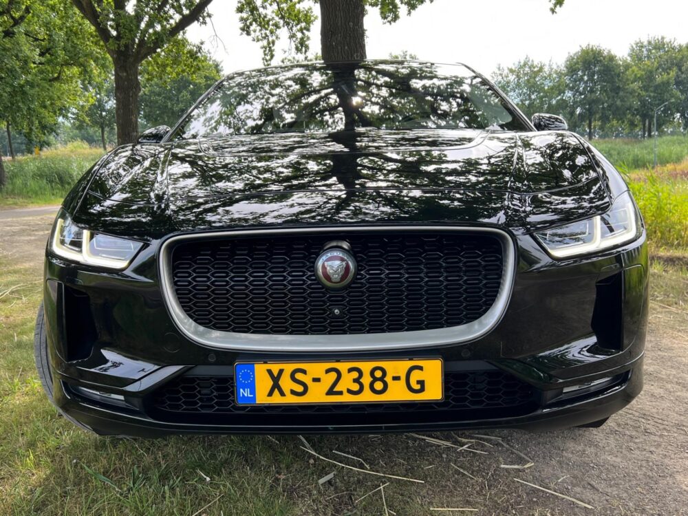 Jaguar I-PACE EV400 HSE 2