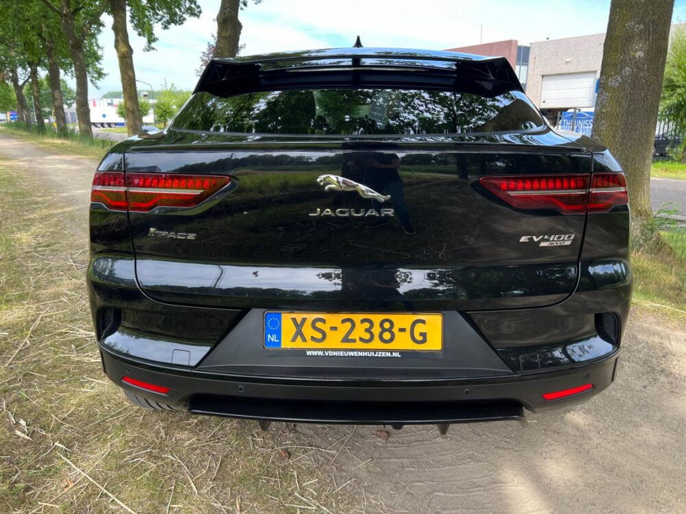 Jaguar I-PACE EV400 HSE 5
